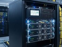 UPS power supply by Lehmann IT for uninterruptible protection of server cabinets and data centers.